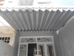 Bạt xếp che nắng mưa mái hiên nhà quay tay