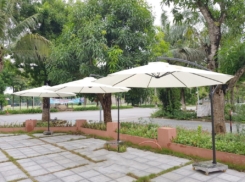 Ô dù lệch tâm tròn 3m hợp kim nhôm màu trắng